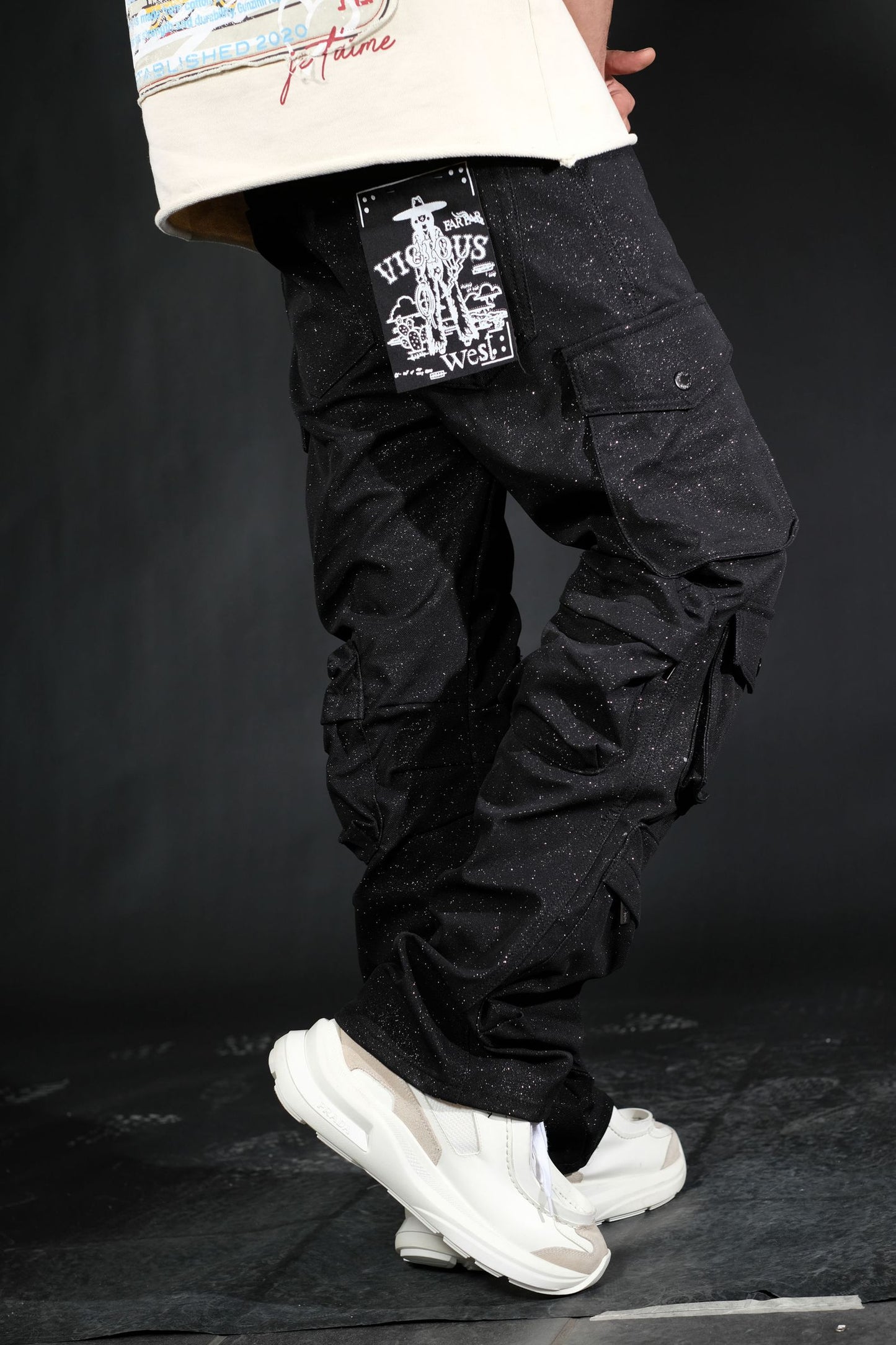 SHINY COATED MULTI CARGO RELAXED STRAIGHT JEANS