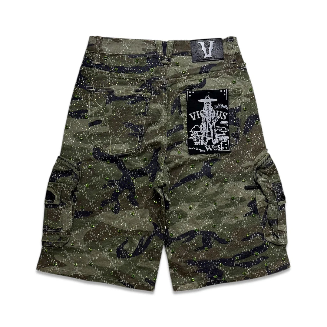Denim Men's Embellished cargo shorts - camo