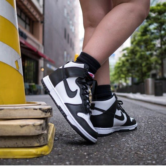 NIKE DUNK LOW RETRO