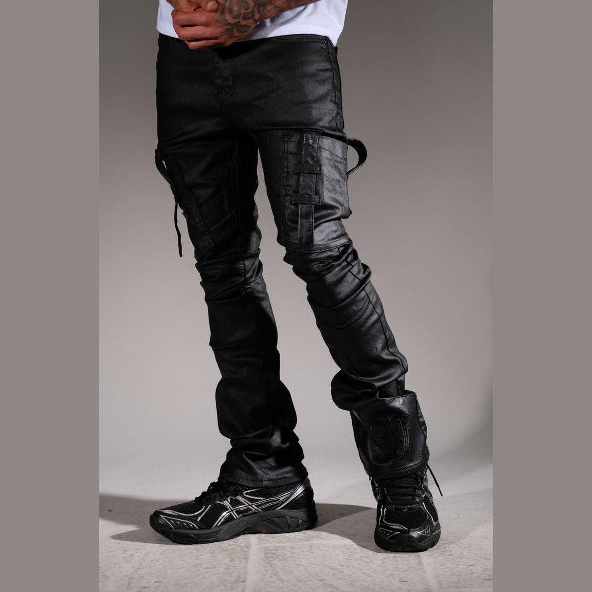 STACKED WAXED BLACK COATED DENIM - VC791