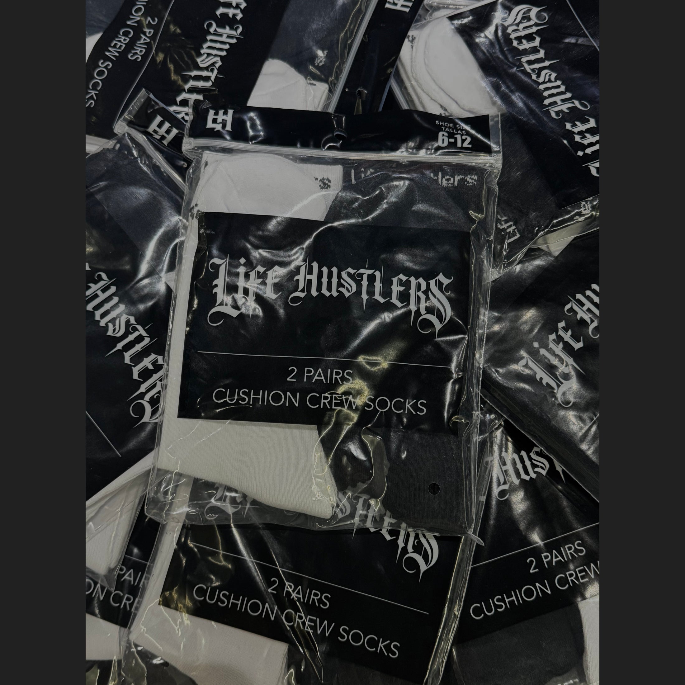 Life Hustlers “Essential Socks” Socks 2 PAIRS ONE WHITE ONE BLACK