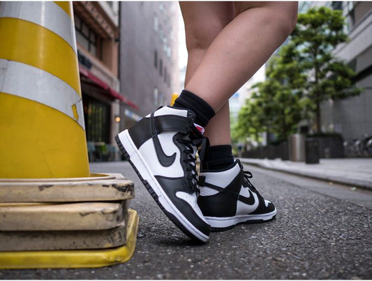 NIKE DUNK LOW RETRO "PANDA HIGH"