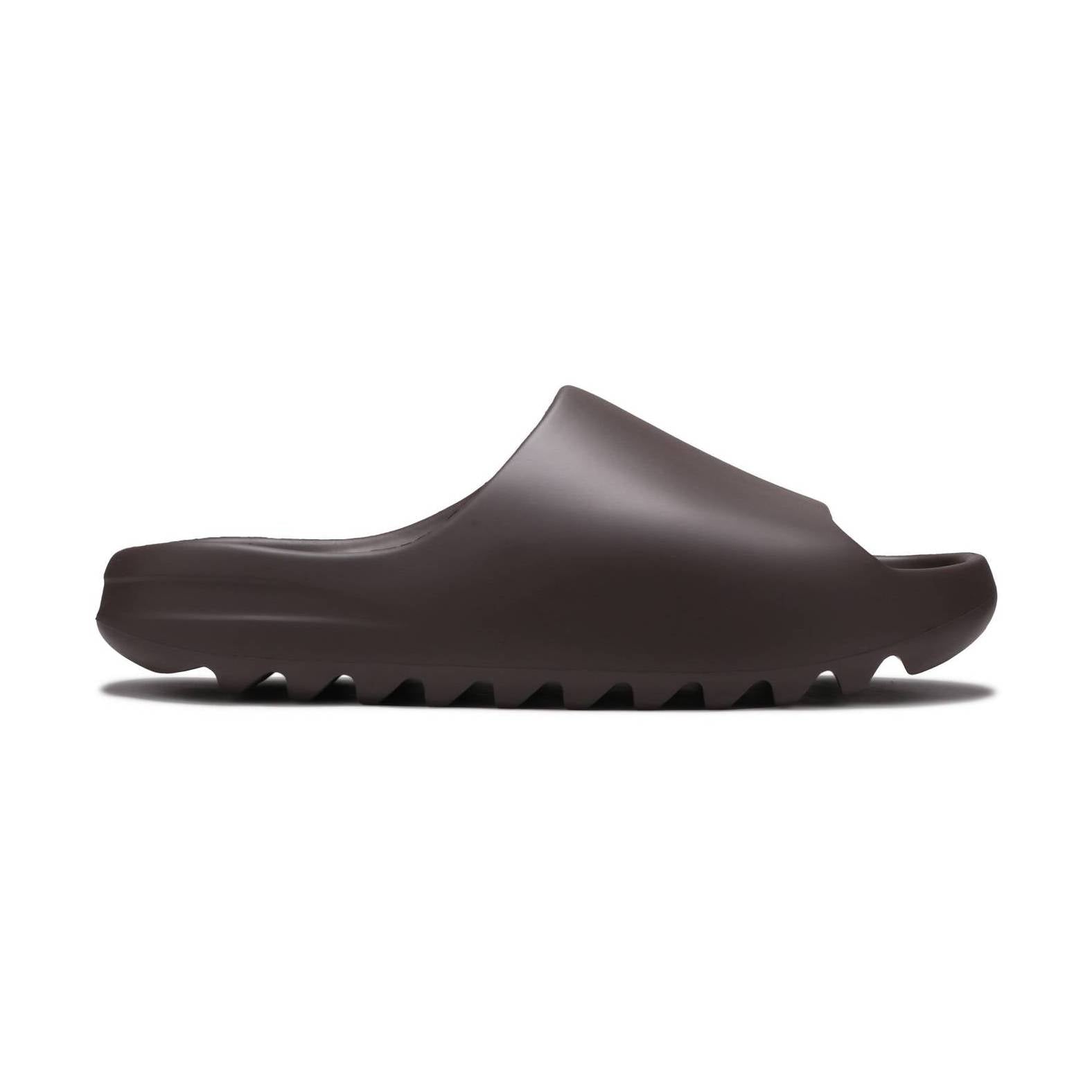 YEEZY SLIDES 'SOOT' 2021