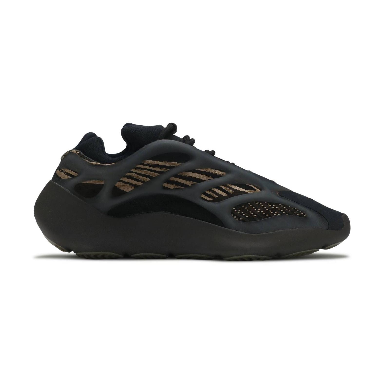 YEEZY 700 V3 'CLAY BROWN'