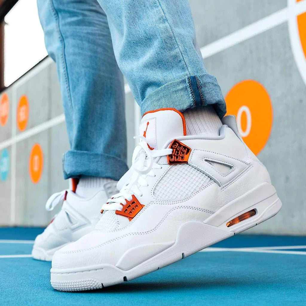 AIR JORDAN 4 RETRO 'ORANGE METALLIC'
