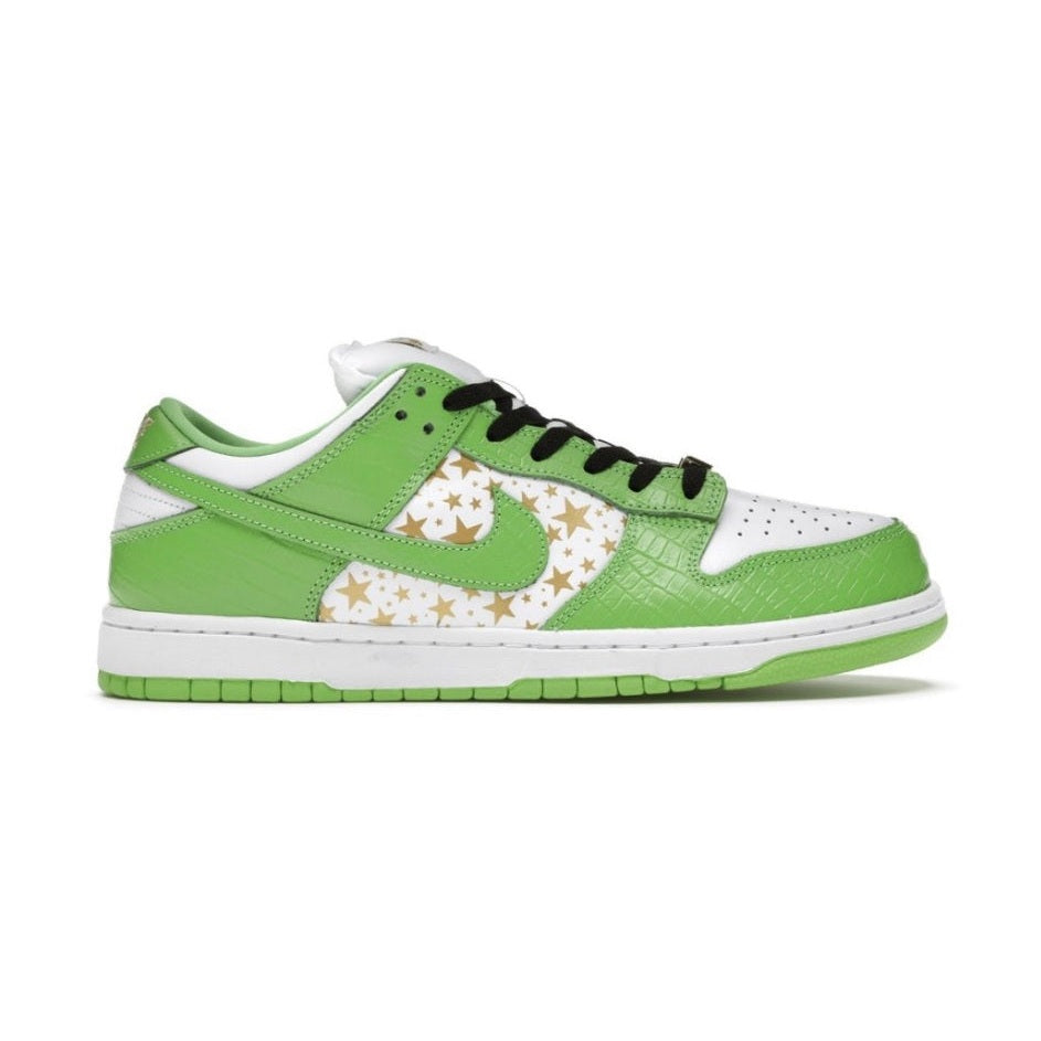 NIKE SB DUNK LOW SUPREME STAR GREEN