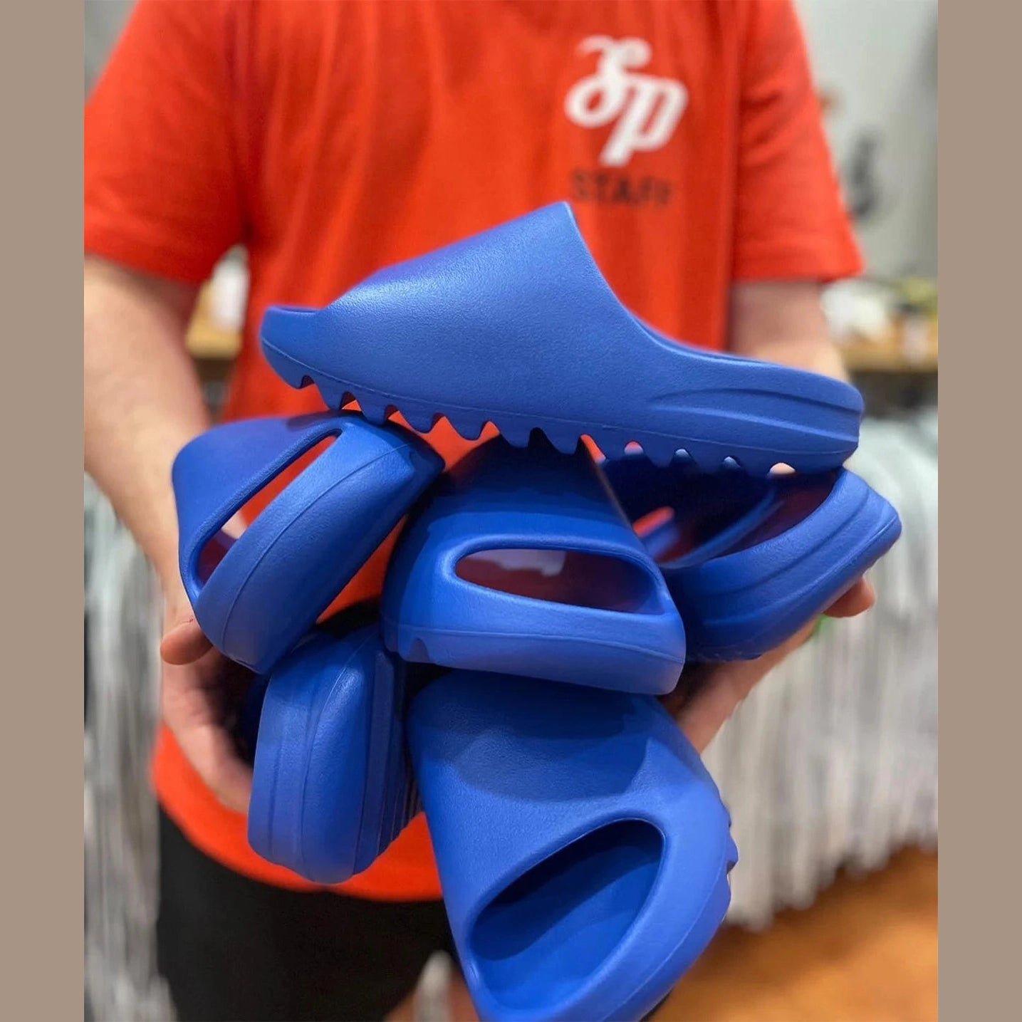 YEEZY SLIDES 'BLUE'