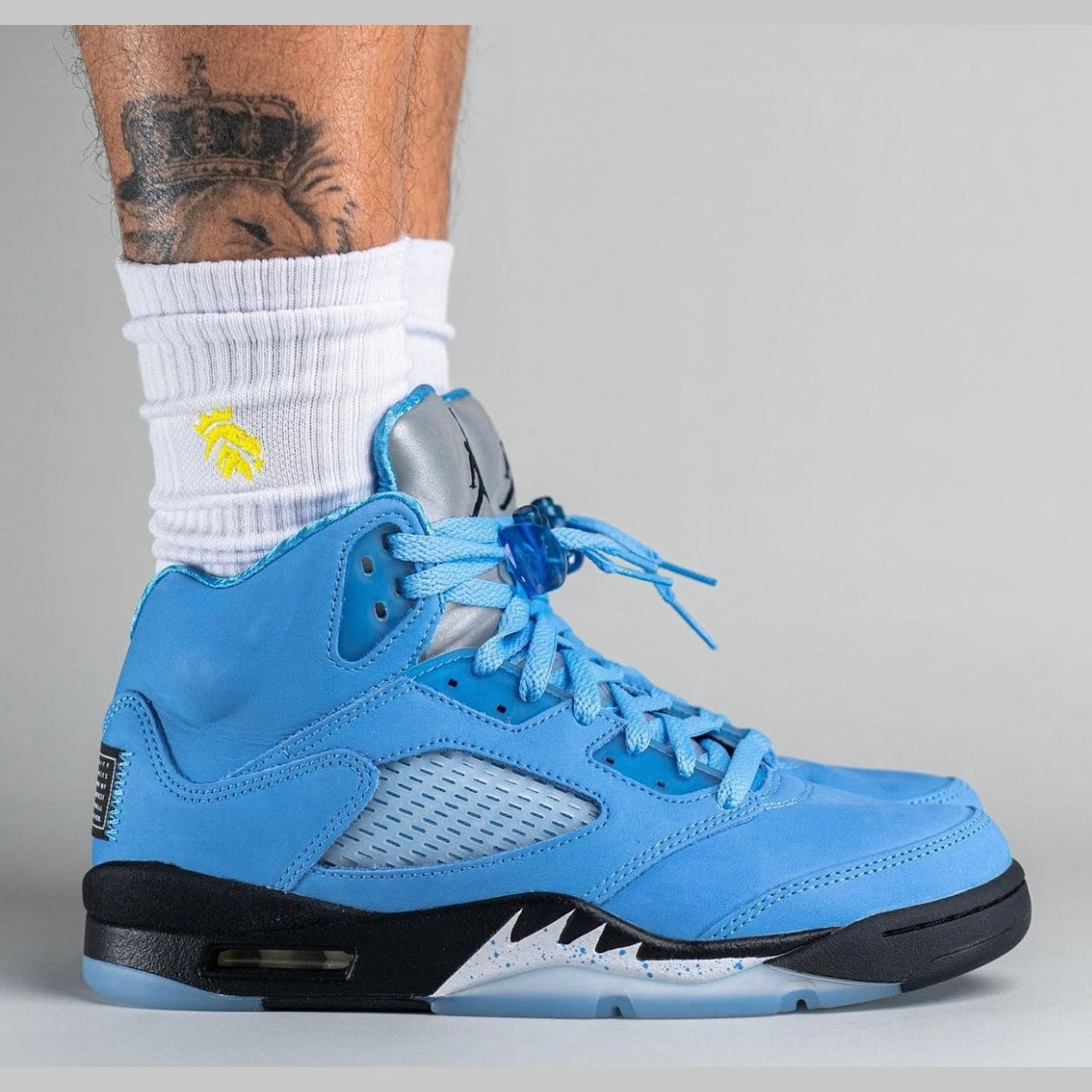 JORDAN RETRO 5 “UNC"