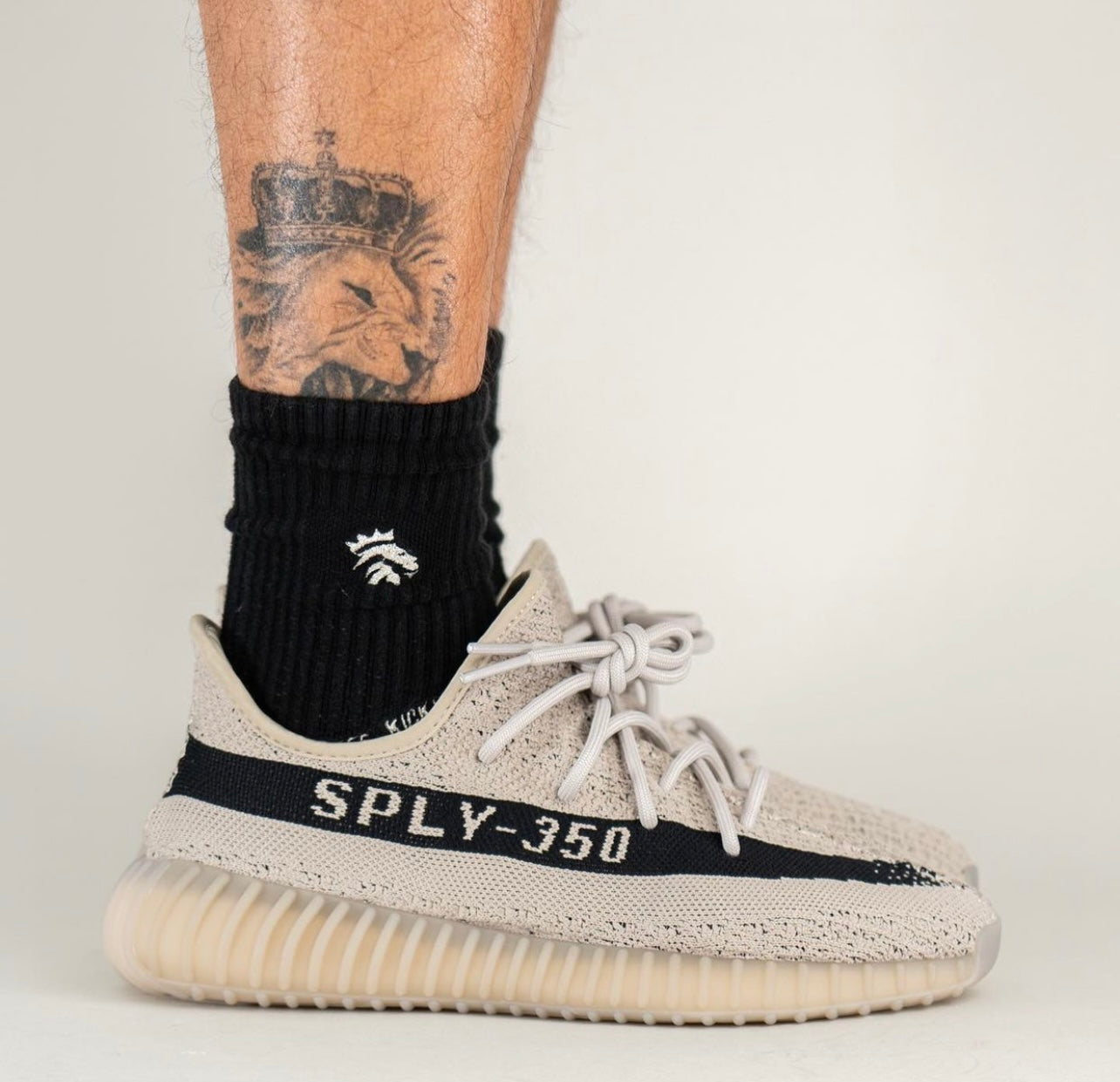 YEEZY BOOST 350 V2 "Begie / Black"