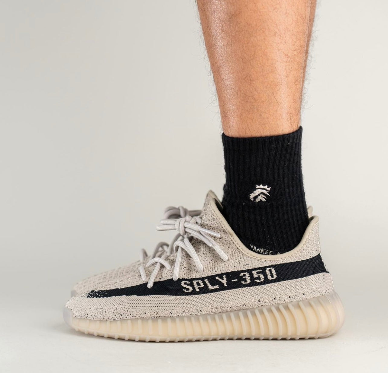 YEEZY BOOST 350 V2 "Begie / Black"