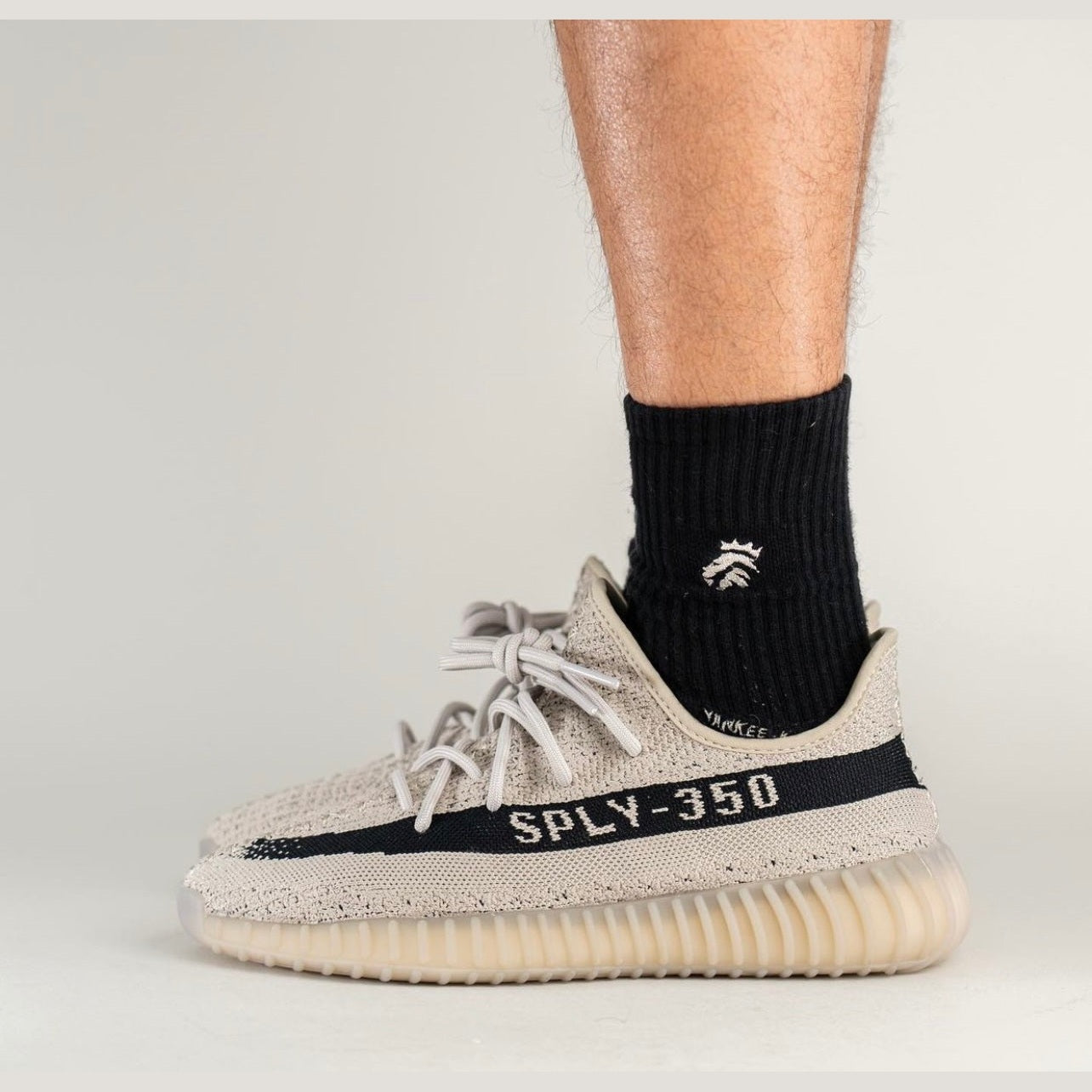 YEEZY BOOST 350 V2 "Begie / Black"
